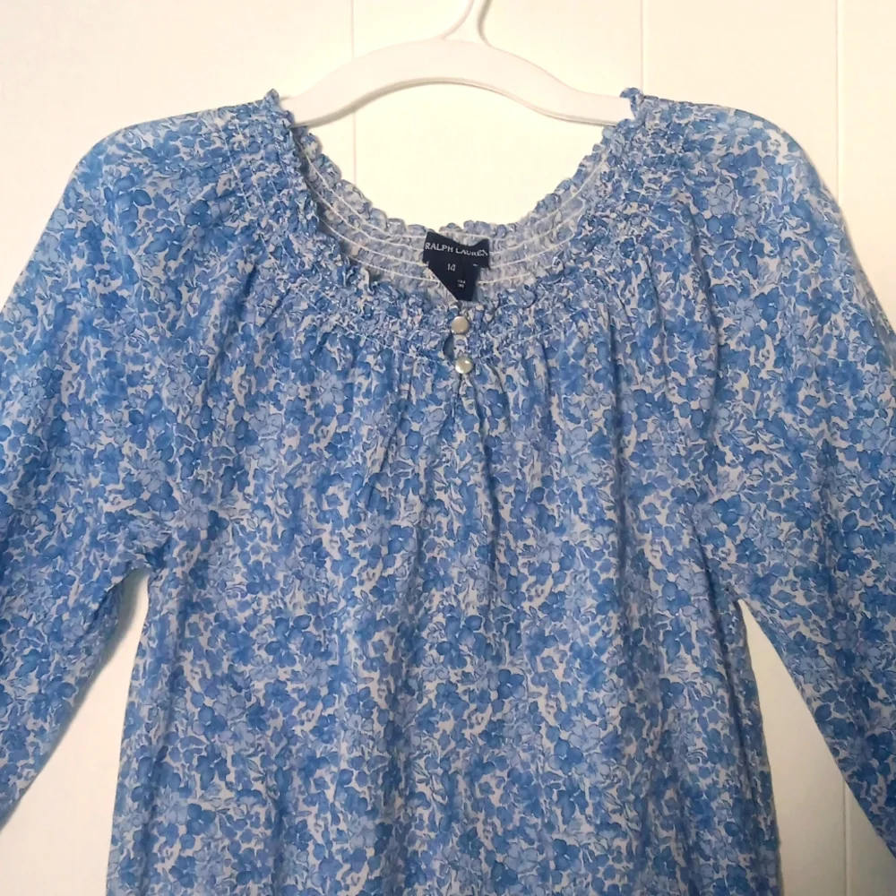 Ralph Lauren Girls Boho Blue & White Floral Long Sleeve Smocked Blouse 14